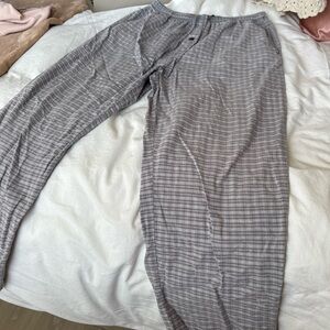 Hanes Men's Gray Plaid Lounge Joggers